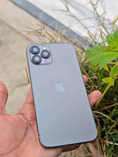 Apple iPhone 12 Pro