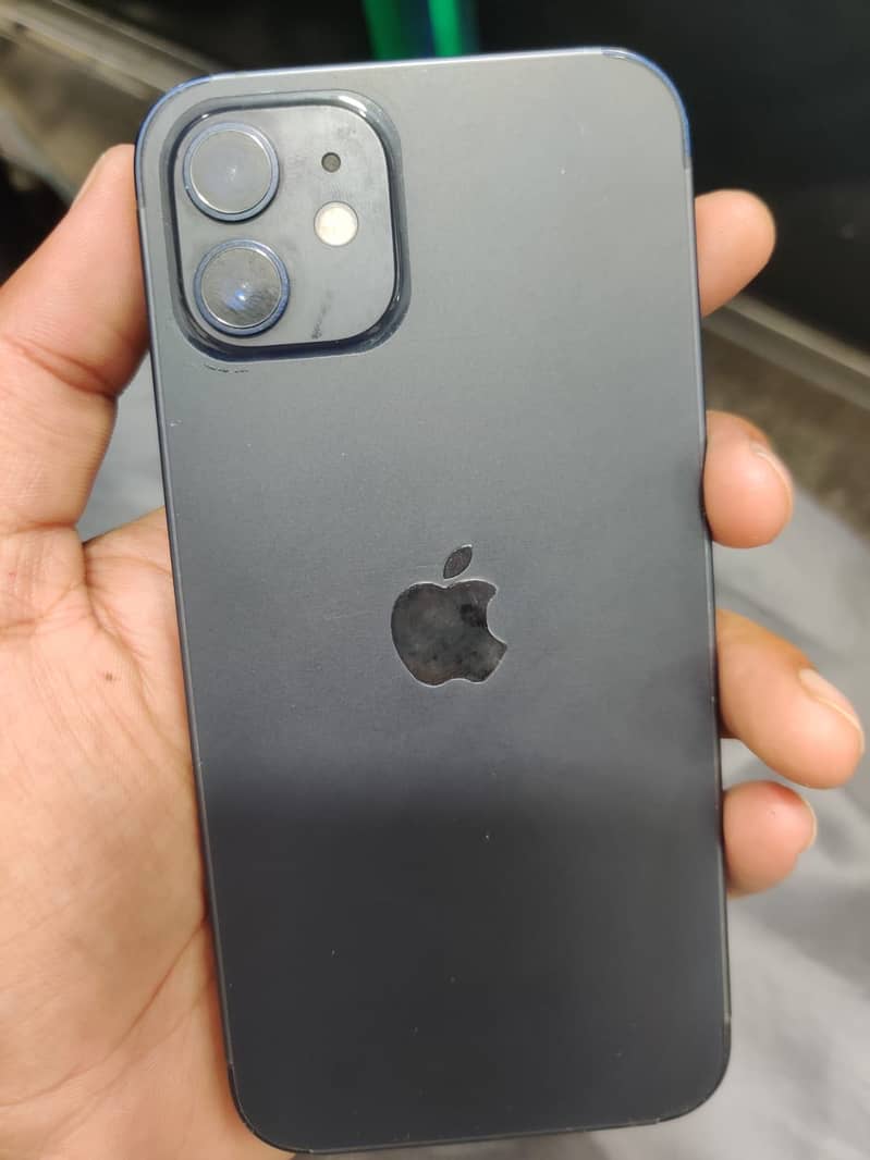 Apple iPhone 12 0