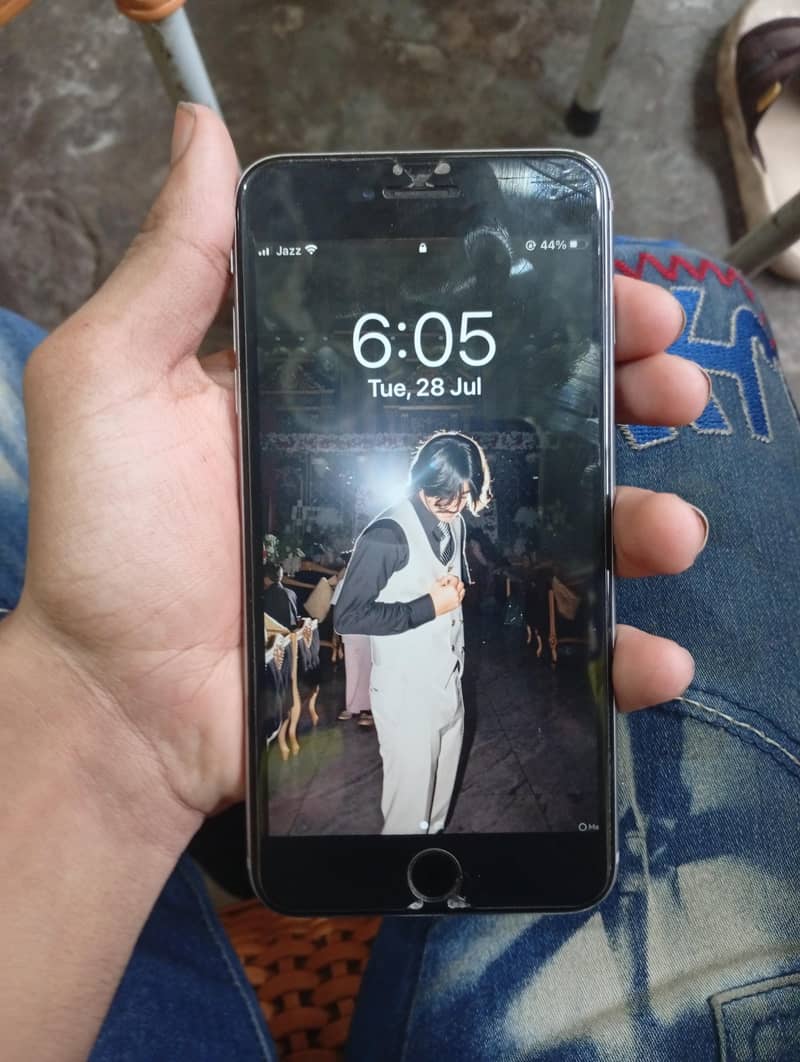 Apple iPhone 6S Plus 1