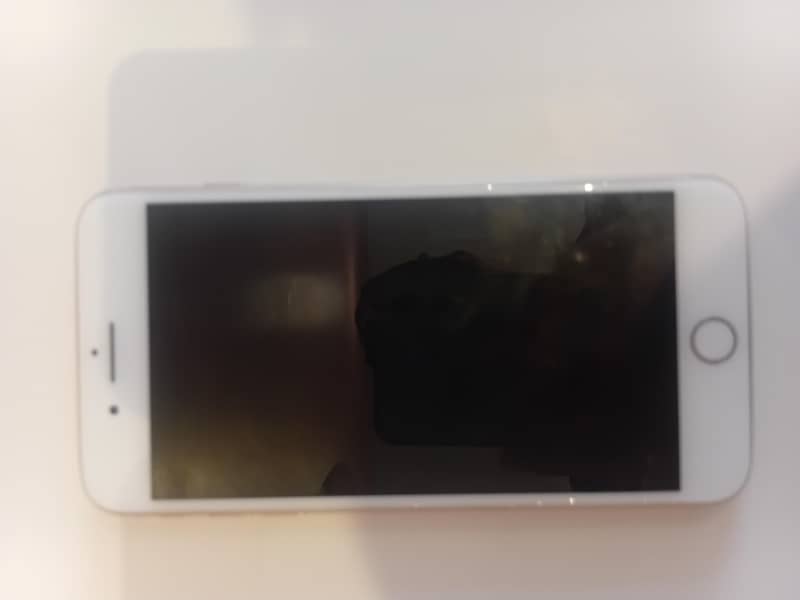 Apple iPhone 8 Plus 5