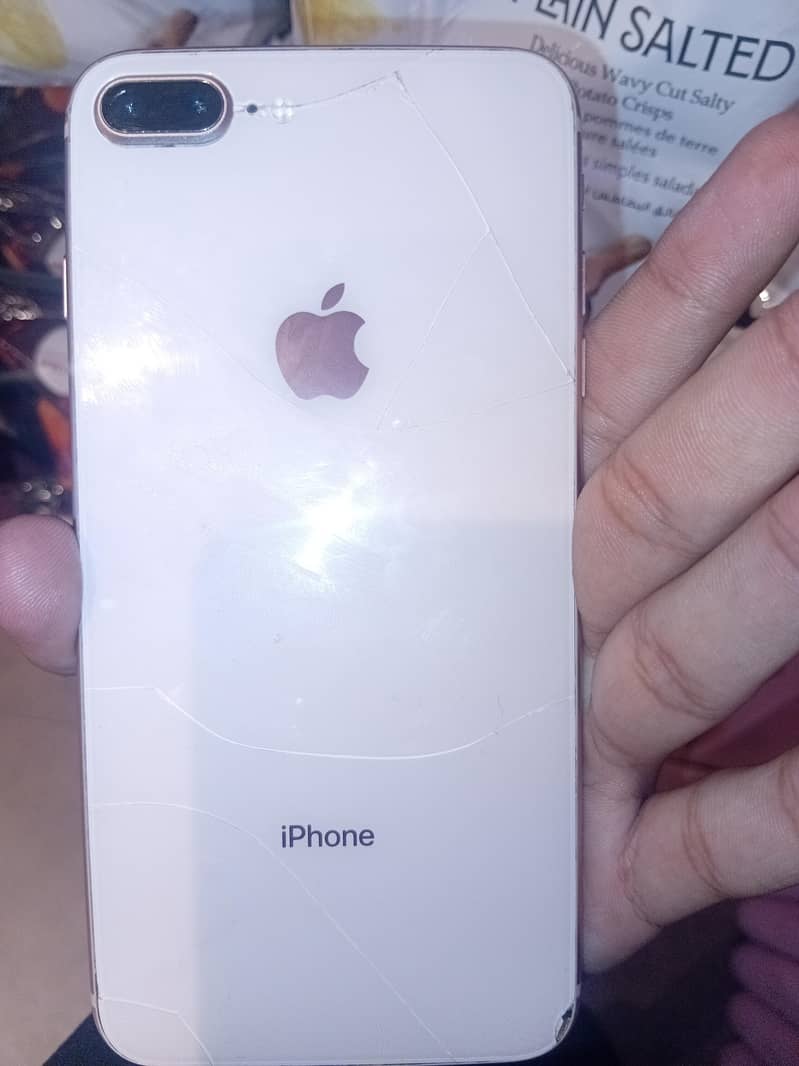Apple iPhone 8 Plus 8