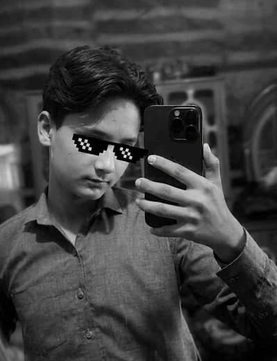 Zia Manan