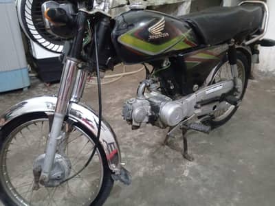 Honda 2018/19 urgent sale
