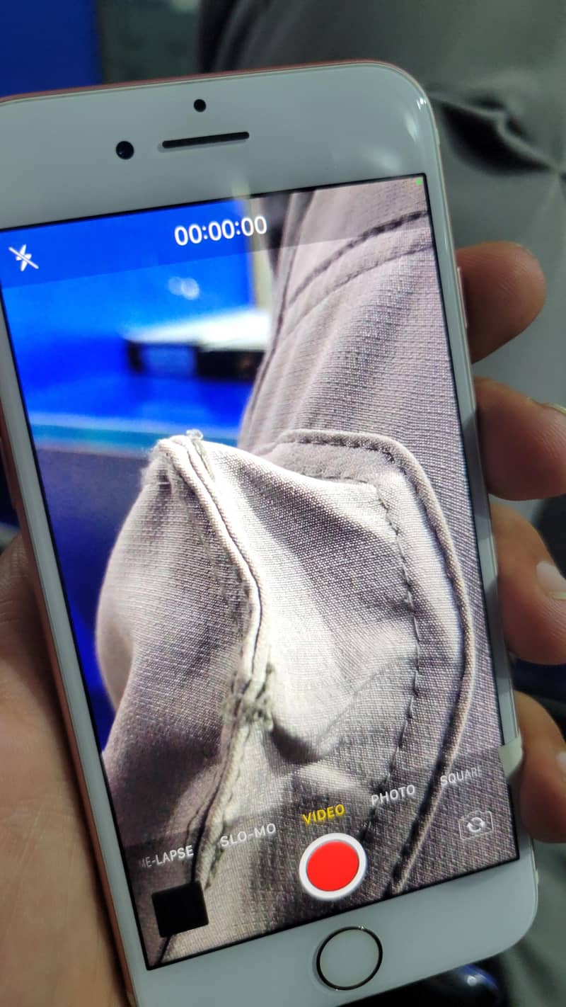 Apple iPhone 7 10