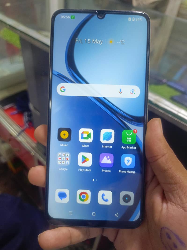Realme C61 1