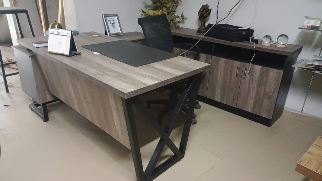 Executive table,office table,ceo table,Table with siderack 2