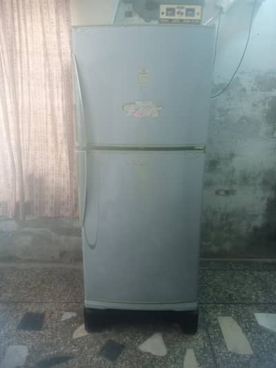 selling refrigerator