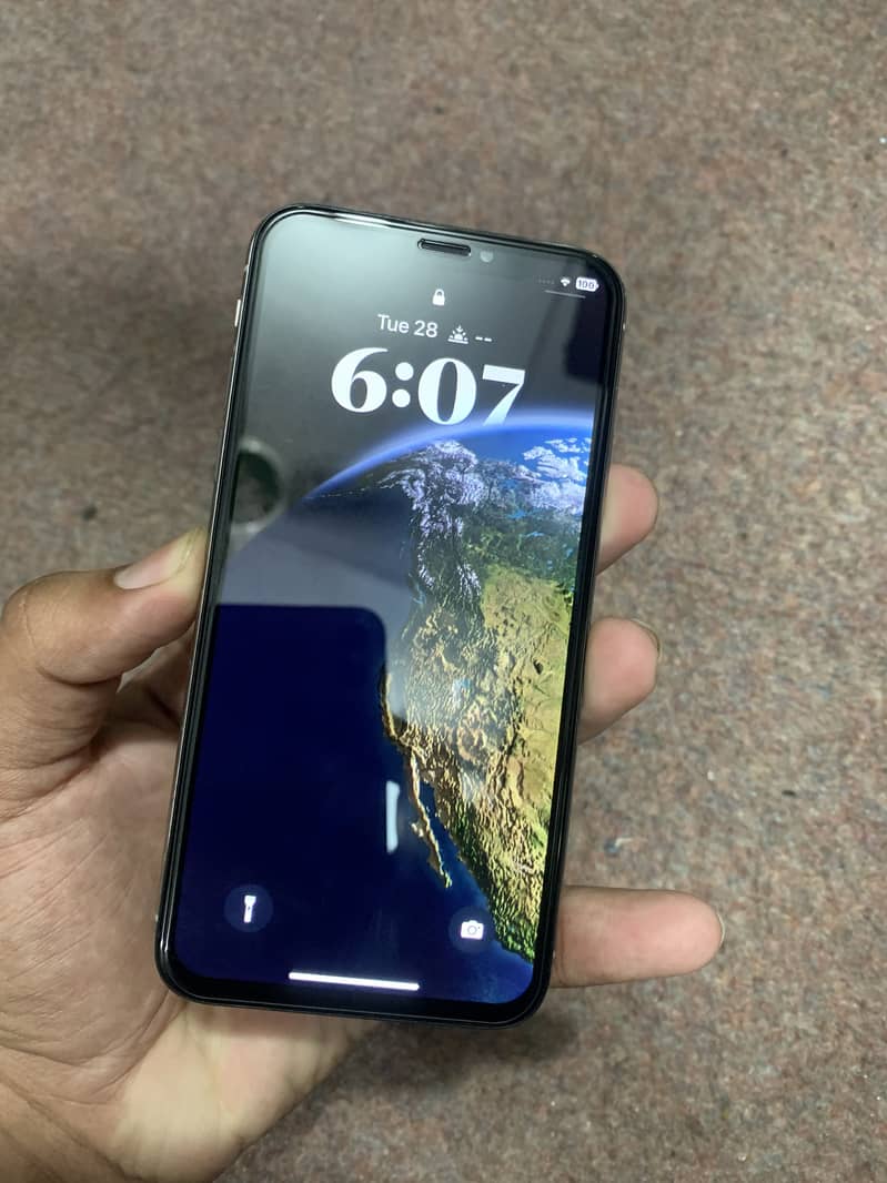 Apple iPhone X 1