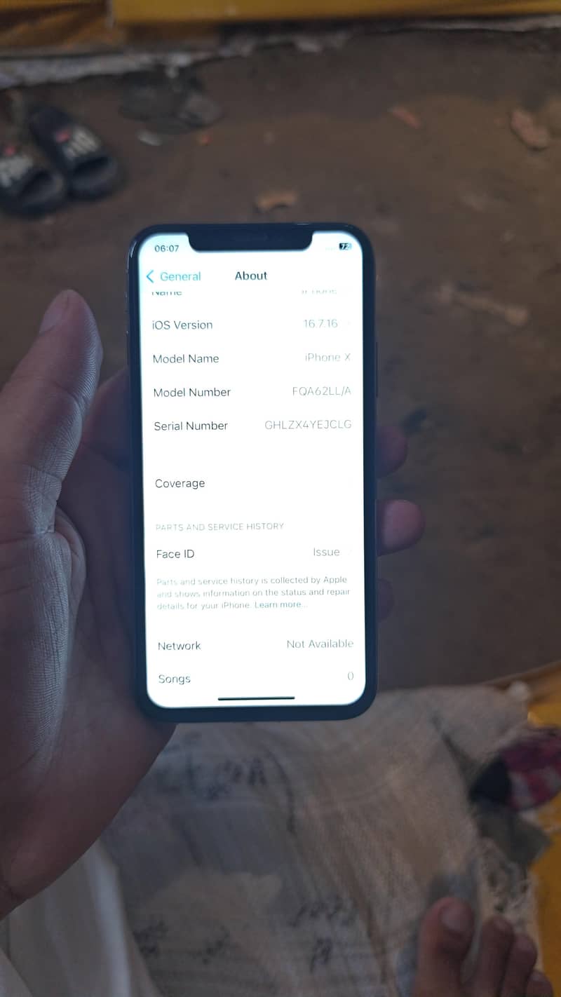 Apple iPhone X 3
