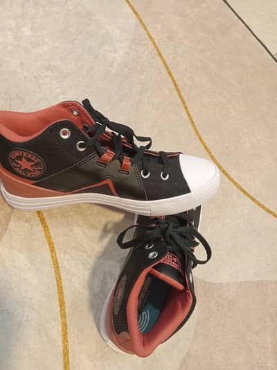 Converse brand new shoes
