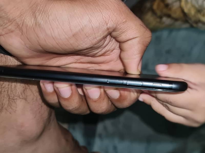 Apple iPhone 7 5
