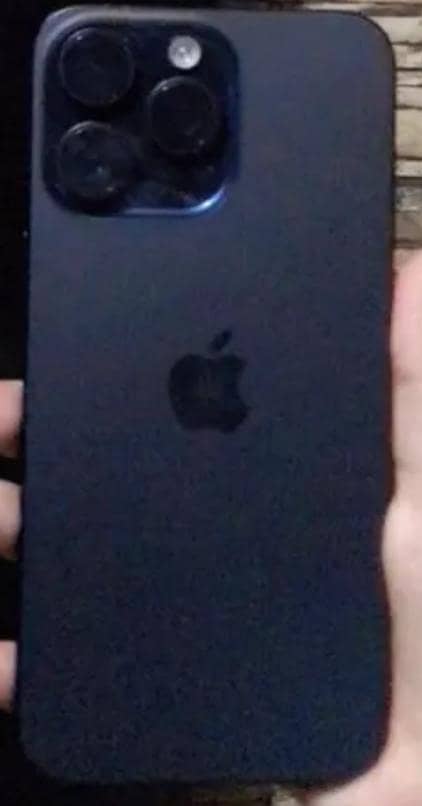 iphone 15 pro max 0