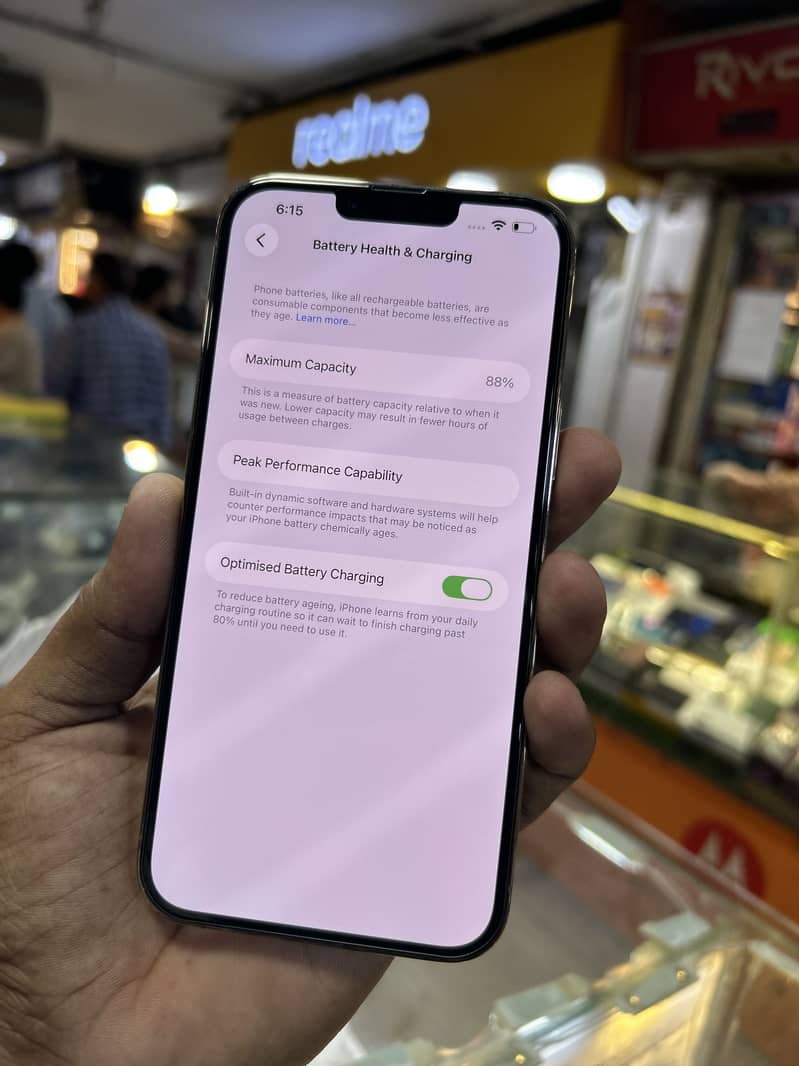 Apple iPhone 13 Pro Max 3