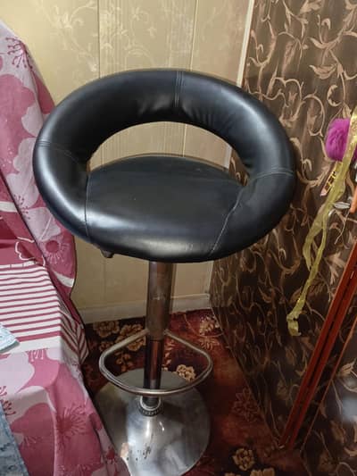 Two pieces of stool (swing) only in just 20,000.