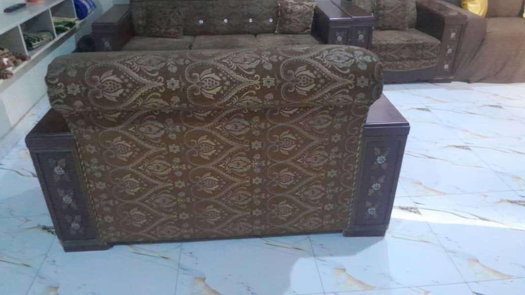 6 seats sofa set 0