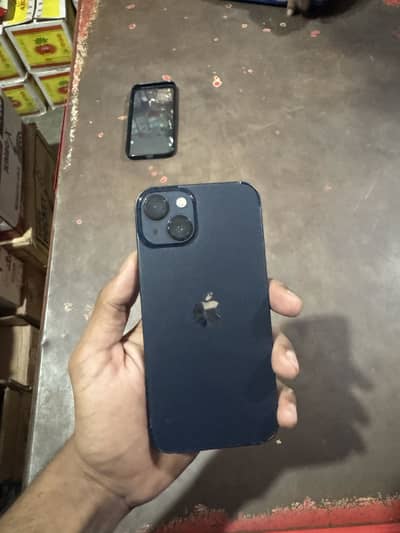 Apple iPhone 13