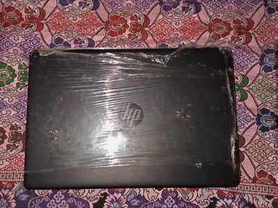 HP laptop 17 inch | 128 GB SSD | Battery 2.5 to 3 hour's | wifi+SD+USB