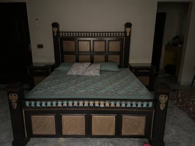 Bed with side tables n without mattress