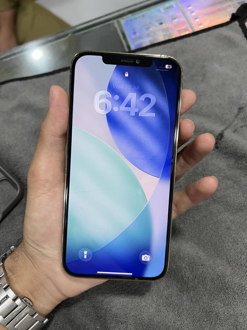 iphone 12 pro max 0