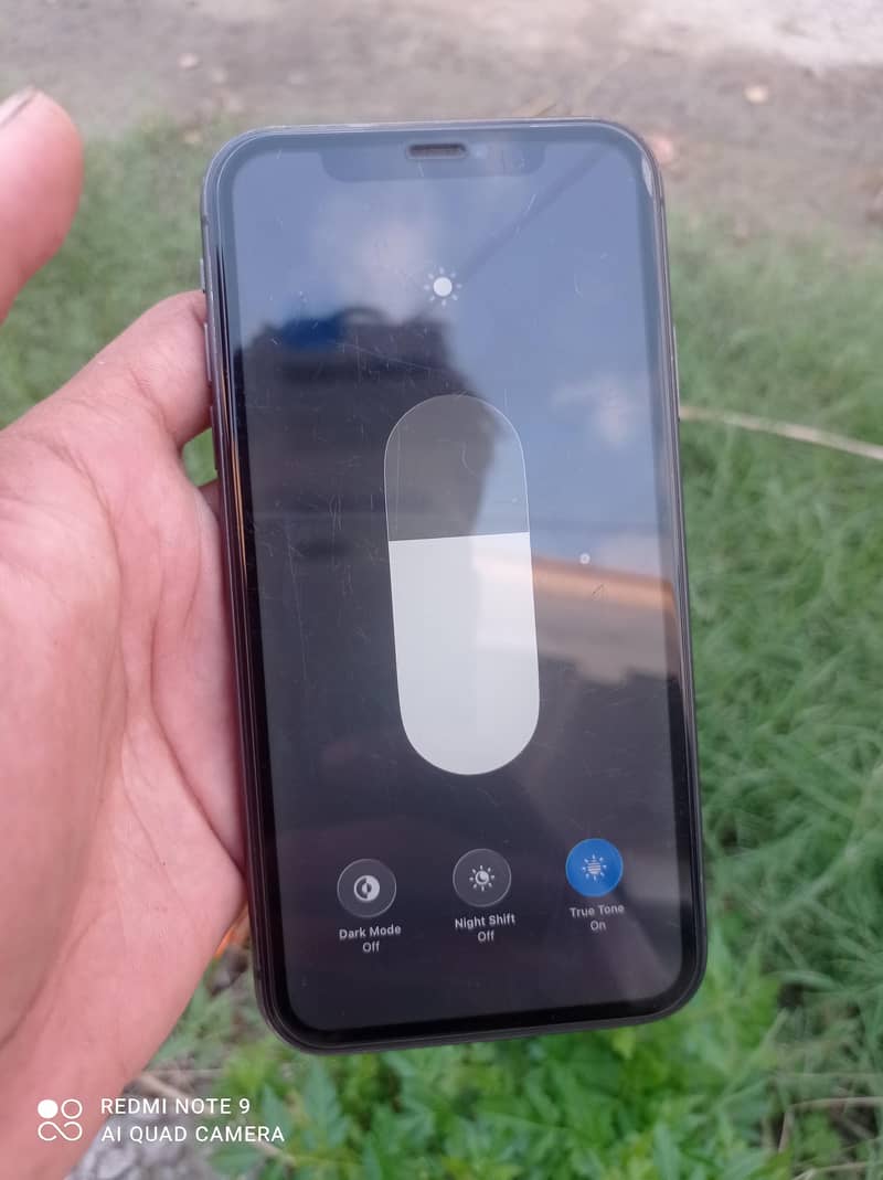 Apple iPhone 11 2