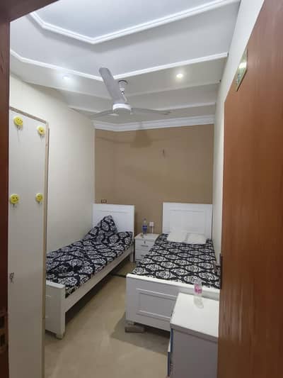 female warden for girls hostel