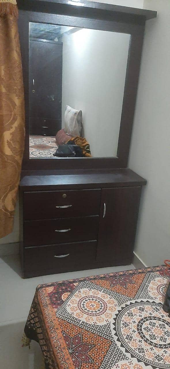 used dressing table 1