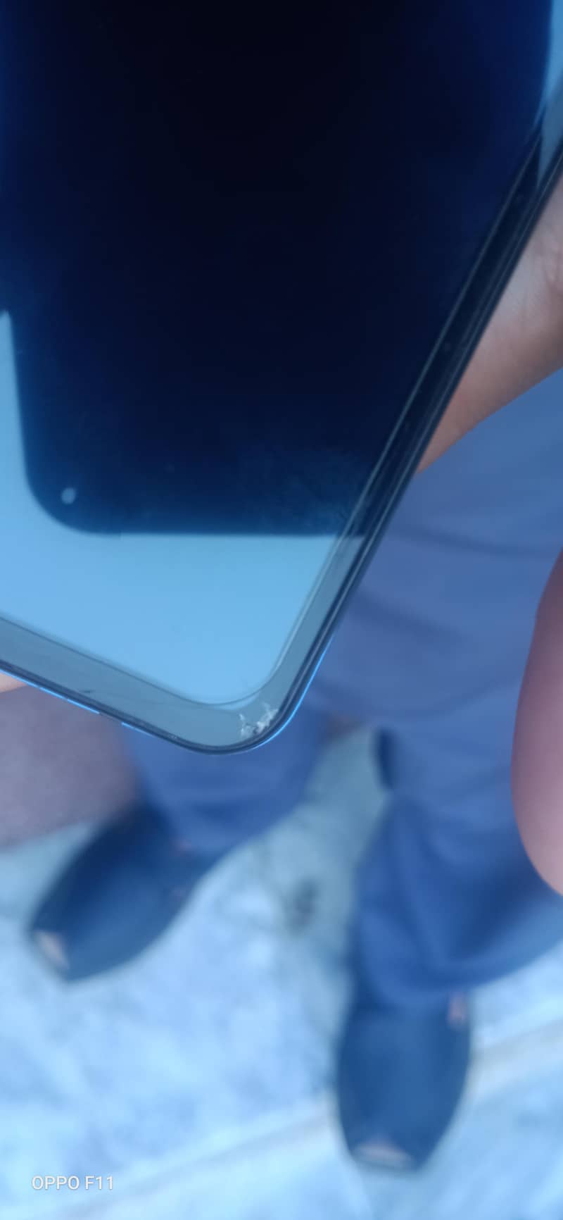 Sharp Aquos R5G 1