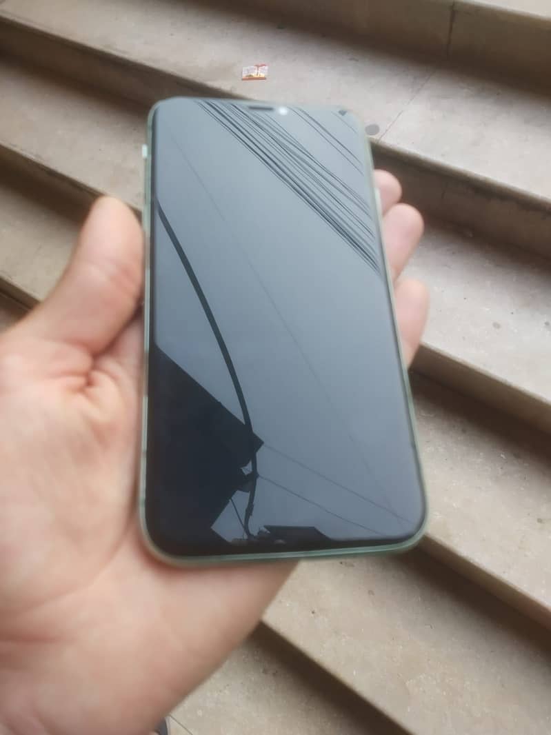 Apple iPhone 11 2