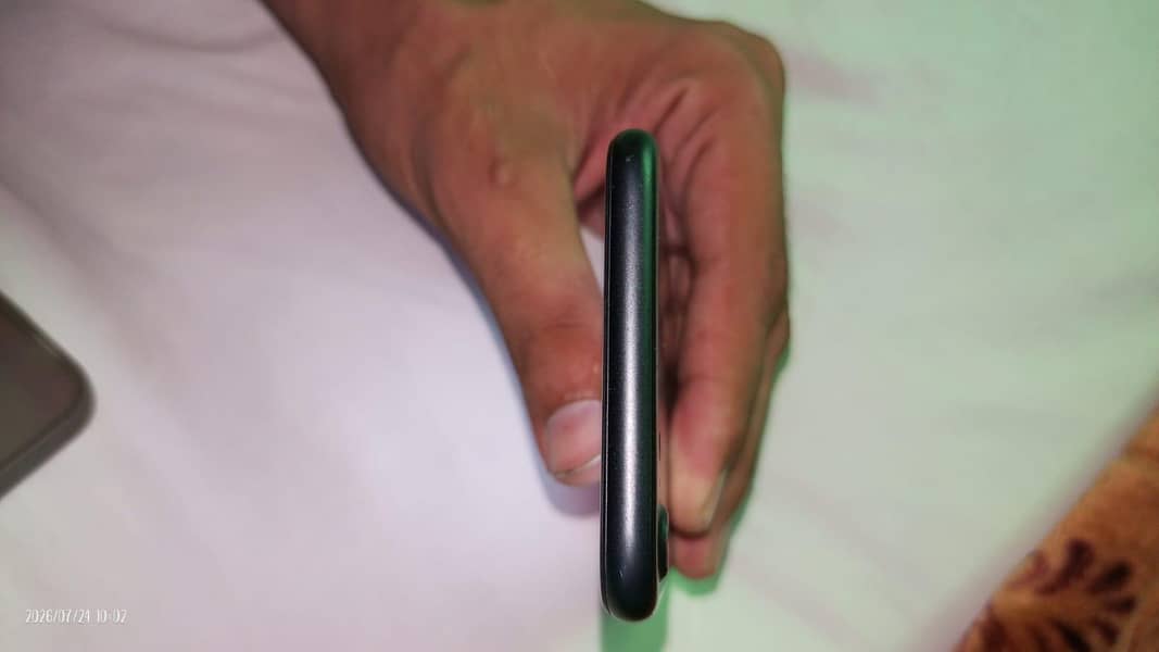 Apple iPhone 7 2
