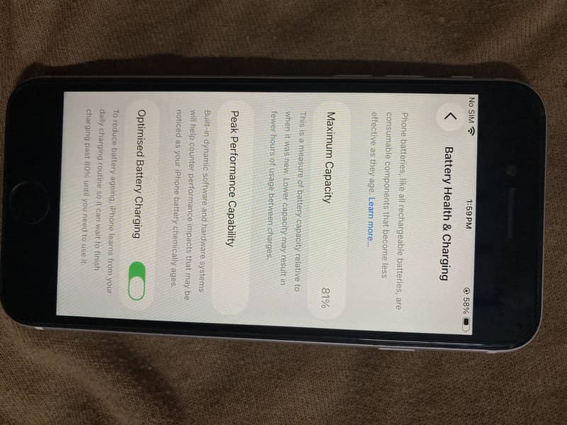 Apple iPhone SE 2 Second generation 1