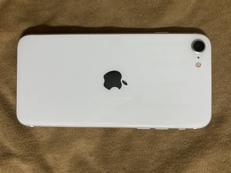 Apple iPhone SE 2 Second generation 3