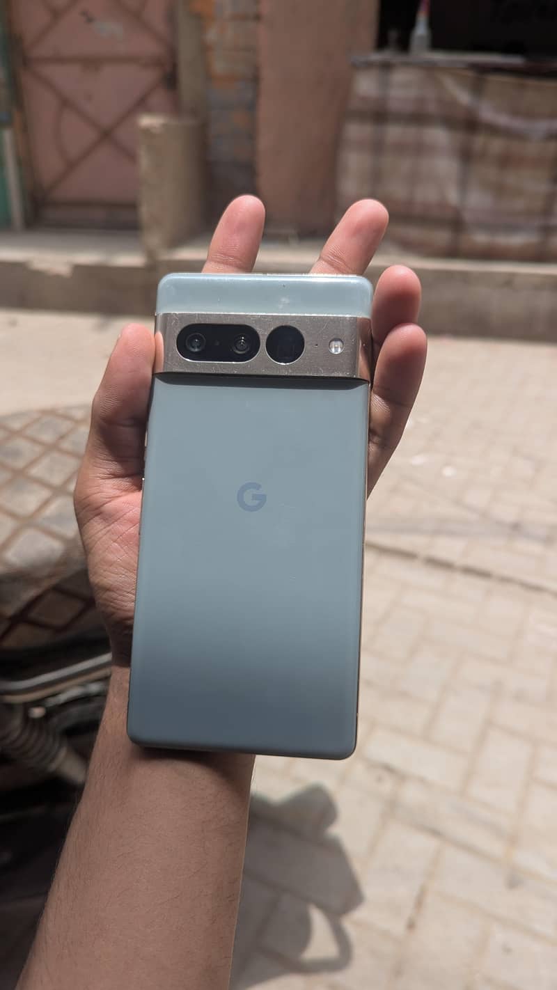 Google Pixel 7 Pro 4