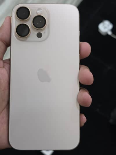 Apple iPhone 16 Pro Max