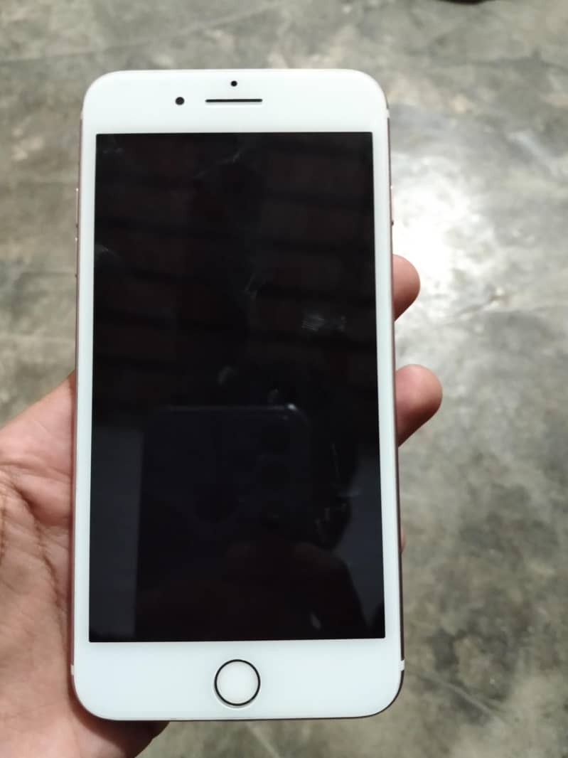 Apple iPhone 7 Plus 4