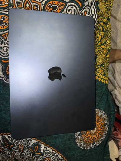 Macbook Air M2 16-256