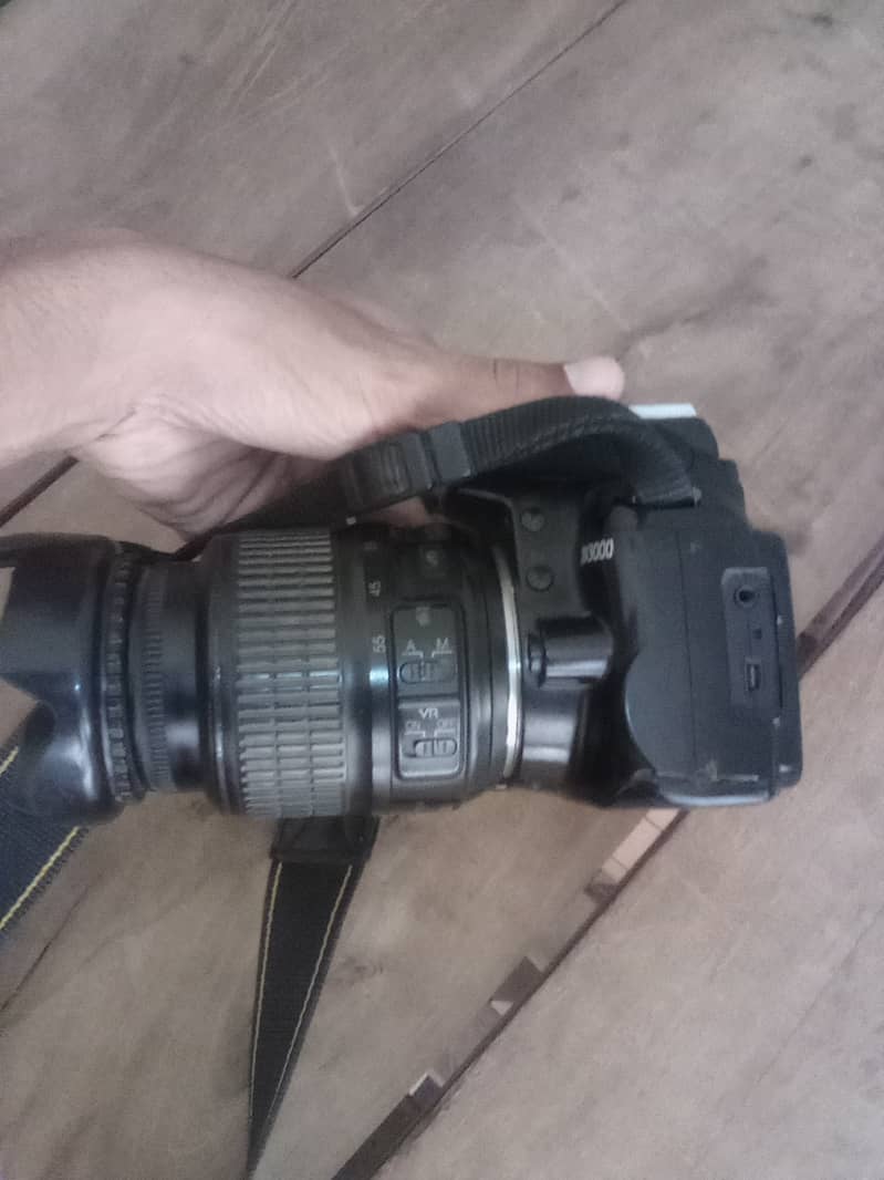 Nikon d3000 only Camera 4