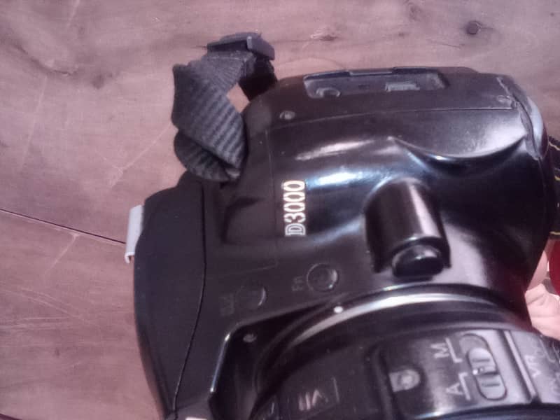 Nikon d3000 only Camera 8