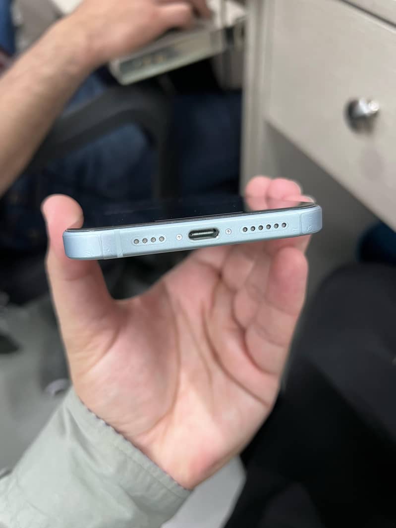 Apple iPhone 15 plus 1