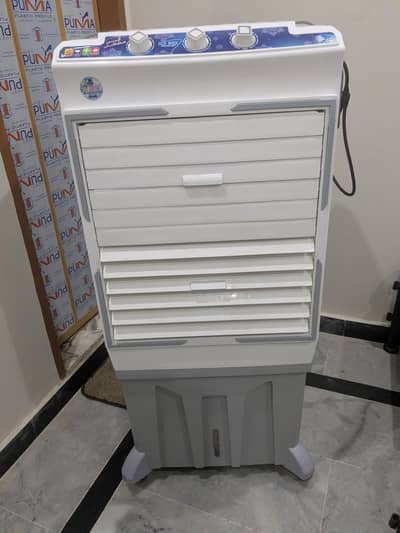 Room air cooler AC/DC