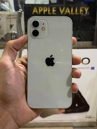 Apple iPhone 12 (Sim Locked)