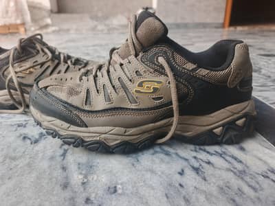 Original Skechers Athletics Shoes - Size 42.5 EUR / 9.5 US