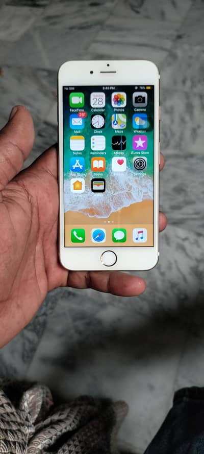 Apple iPhone 6