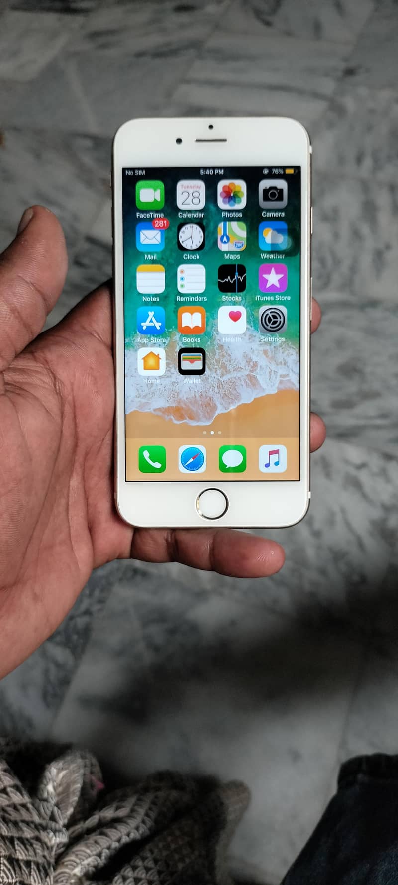 Apple iPhone 6 0