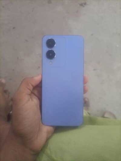 Vivo Y17s