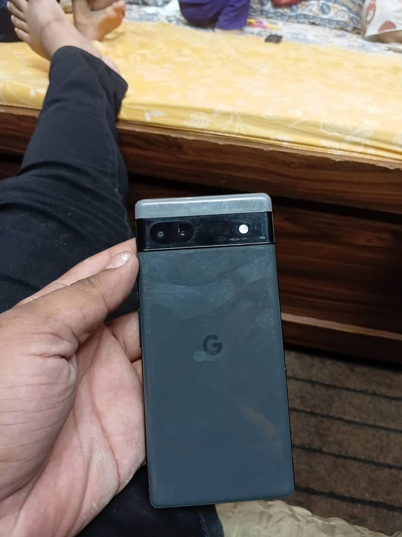 Google Pixel 6a 1