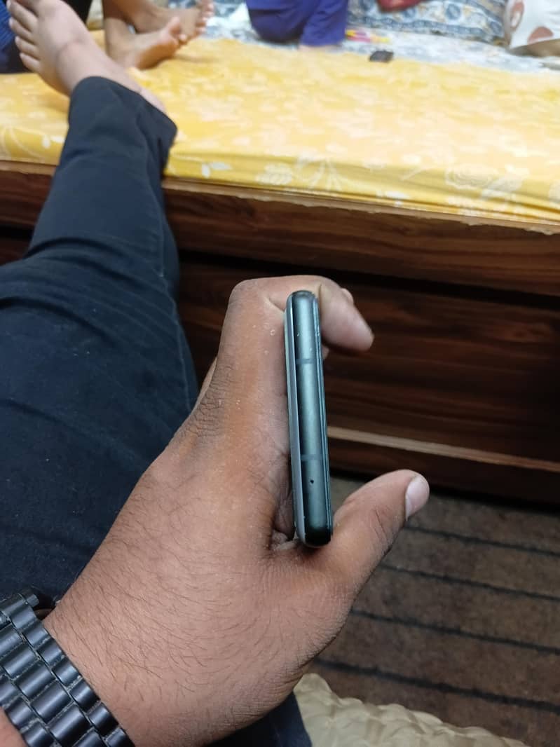 Google Pixel 6a 3