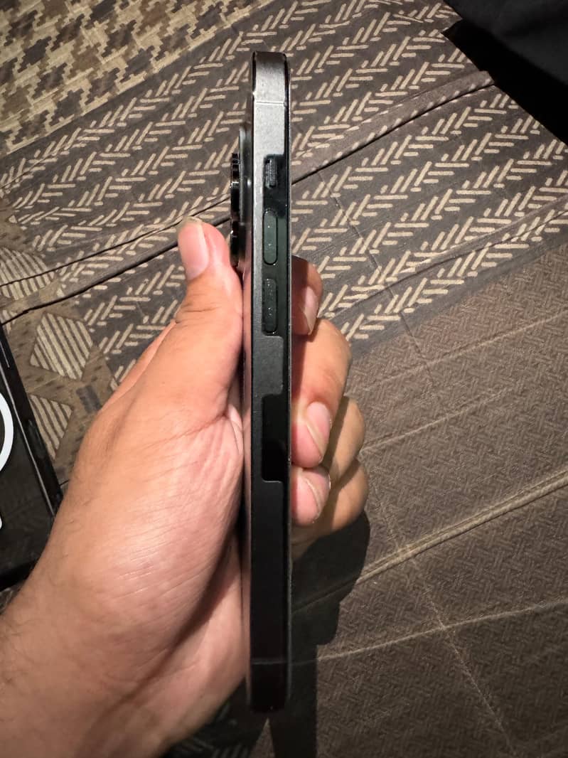 Apple iPhone 14 Pro 8