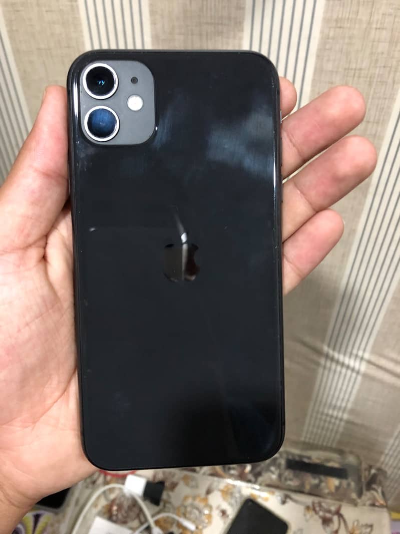 Apple iPhone 11 3