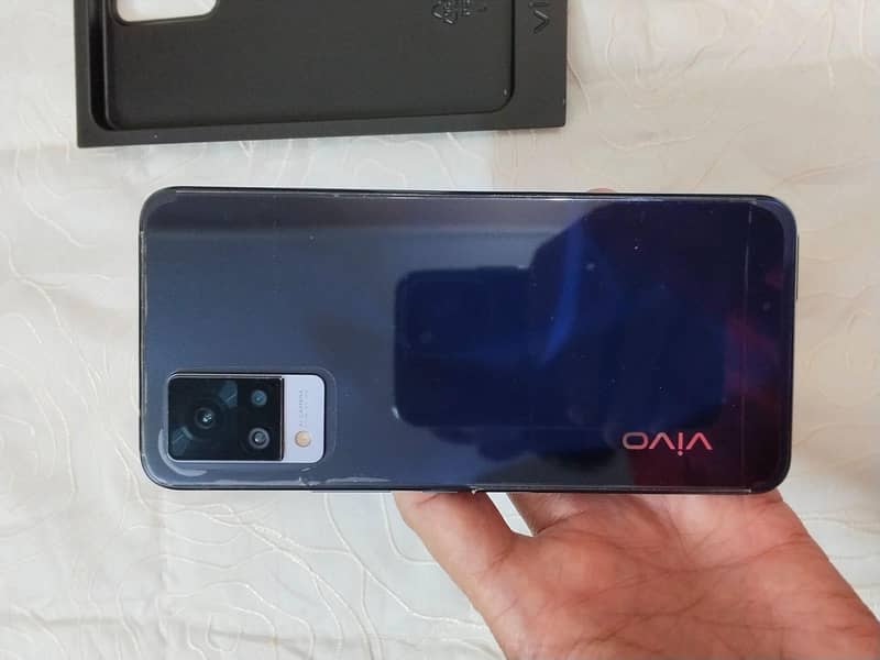 Vivo V21 5