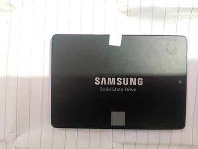 Samsung 860 EVO 250GB SATA SSD – Internal SSD – Excellent Condition